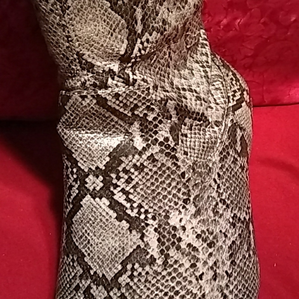 Laddies boots